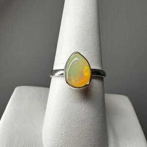 NWOT 8x10mm pear cabochon opal solitaire set in solid sterling silver ring!